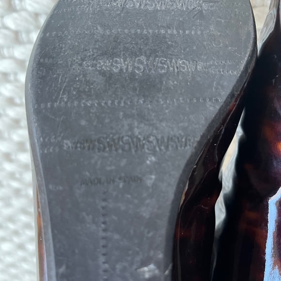 Stuart Weitzman Women’s Brown Gloss Tortoise Ankle Pointed Toe Boot 6 Wedge Heel - Picture 9 of 10